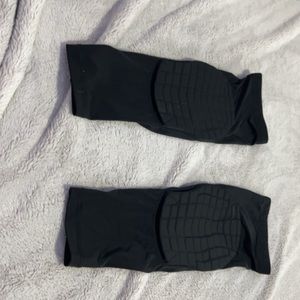 knee pads